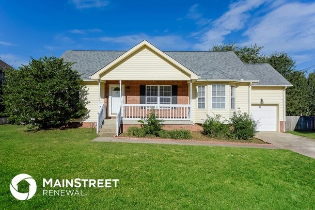 property at 825 Stone Hedge Ct