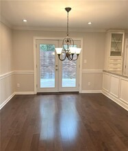 7 Stratford Hall Pl NE in Atlanta, GA - Building Photo - Building Photo