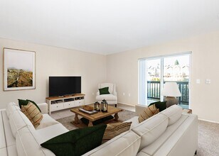 Greenbrier at Tanasbourne in Hillsboro, OR - Building Photo - Building Photo