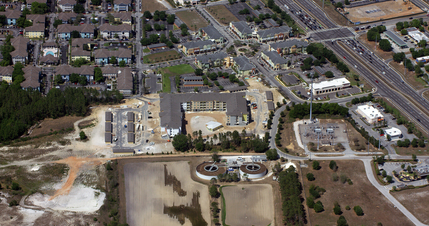 The Glen At Cagan Crossings Ph II in Clermont, FL - Foto de edificio