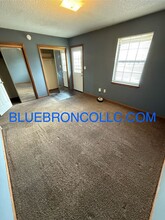 151 Vesper St in Blue Springs, MO - Building Photo - Building Photo
