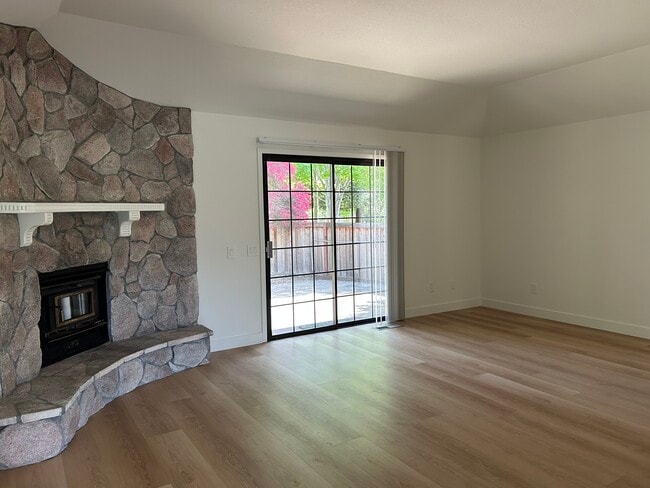 property at 2513 Caballo Ct