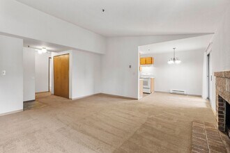 Oak Park Apartments in Tacoma, WA - Foto de edificio - Building Photo