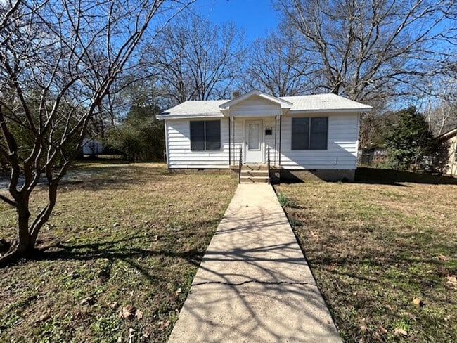 307 S Fairway Ave in Sherwood, AR - Building Photo - Building Photo