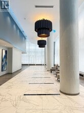 95 Oneida Crescent in Richmond Hill, ON - Building Photo - Building Photo