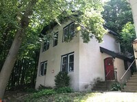 1028 Clay Ave, Unit #B