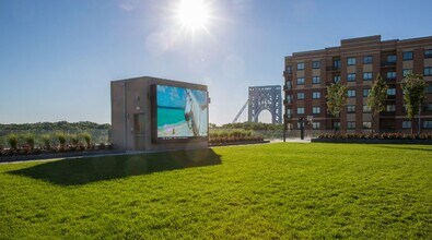 1651 Federspiel St in Fort Lee, NJ - Building Photo - Building Photo