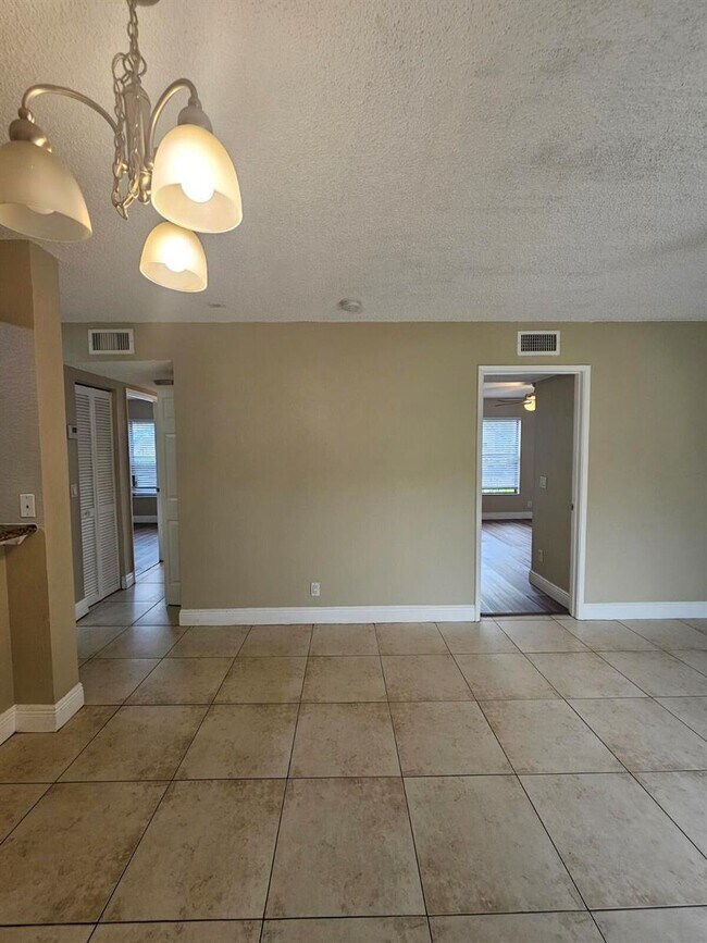 1561 Windorah Way, Unit A in West Palm Beach, FL - Building Photo - Building Photo