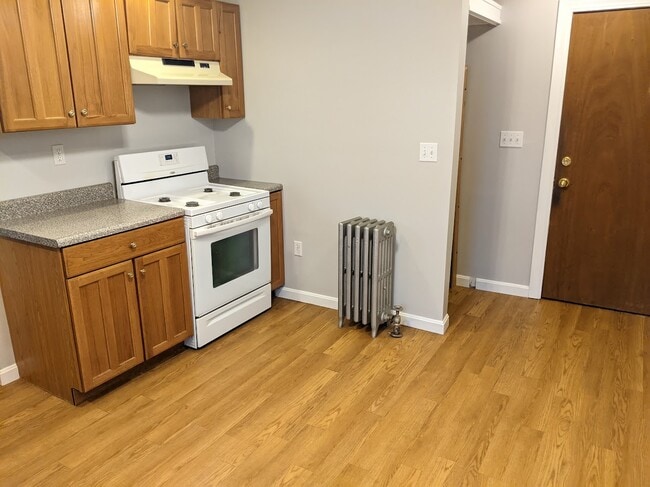 66 Brock St, Unit 3A in Boston, MA - Building Photo - Building Photo