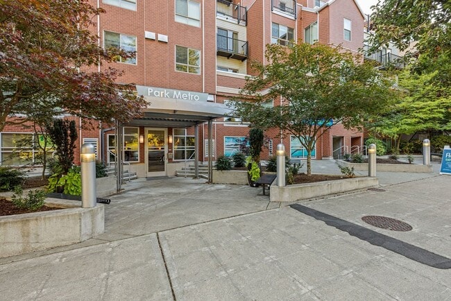 Park Metro in Bellevue, WA - Foto de edificio - Building Photo