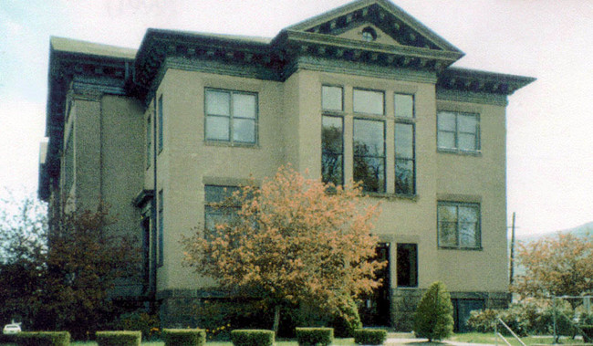 Franklin School Apartments in Palmerton, PA - Building Photo - Other