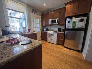 234 Albert St in Kingston, ON - Building Photo - Building Photo