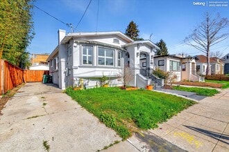 1815 Ward St in Berkeley, CA - Building Photo - Building Photo