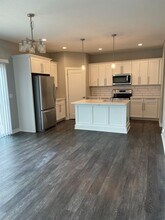 715 Napoli Ave in West Des Moines, IA - Building Photo - Building Photo