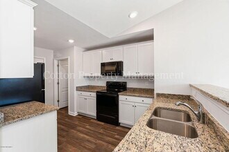 7216 Brittany Pointer Ct in Wilmington, NC - Building Photo - Building Photo