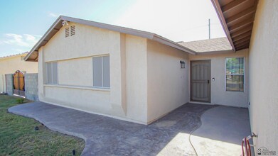 2620 S 32nd Ave in Yuma, AZ - Building Photo - Building Photo