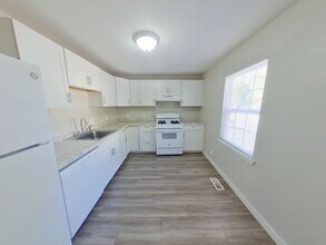 4321 E Bayley St in Wichita, KS - Building Photo - Building Photo