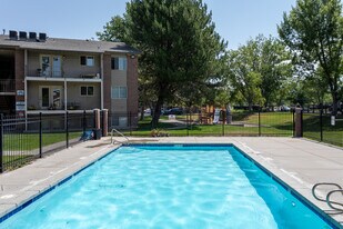Cambridge Cove in Salt Lake City, UT - Building Photo
