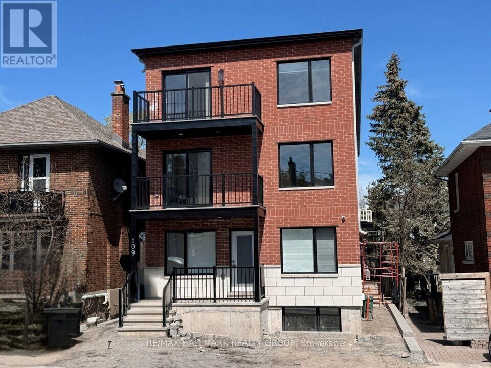 109-109 Russell Ave in Ottawa, ON - Building Photo