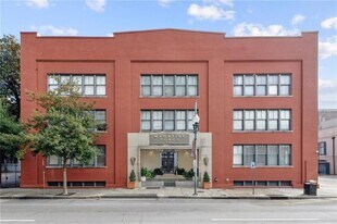 760 Magazine St, Unit 304 in New Orleans, LA - Building Photo