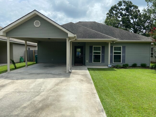 property at 40306 Skylar Ln
