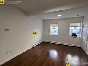 269 Bolton St, Unit 2A in Boston, MA - Building Photo - Building Photo