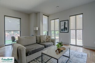 1414 Wood Hollow Dr in Houston, TX - Building Photo