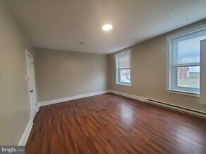 1464 N 52nd St-Unit -3R in Philadelphia, PA - Building Photo - Building Photo