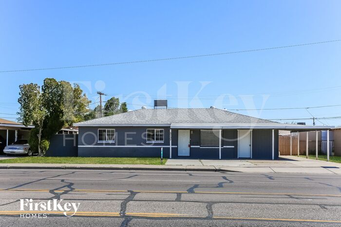 5737 N 35th Ave in Phoenix, AZ - Building Photo