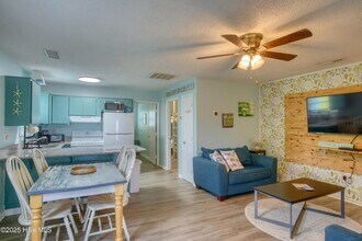 2271 New River Inlet Rd in North Topsail Beach, NC - Building Photo - Building Photo
