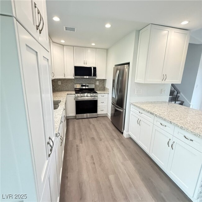 508 Woodcrest Ct