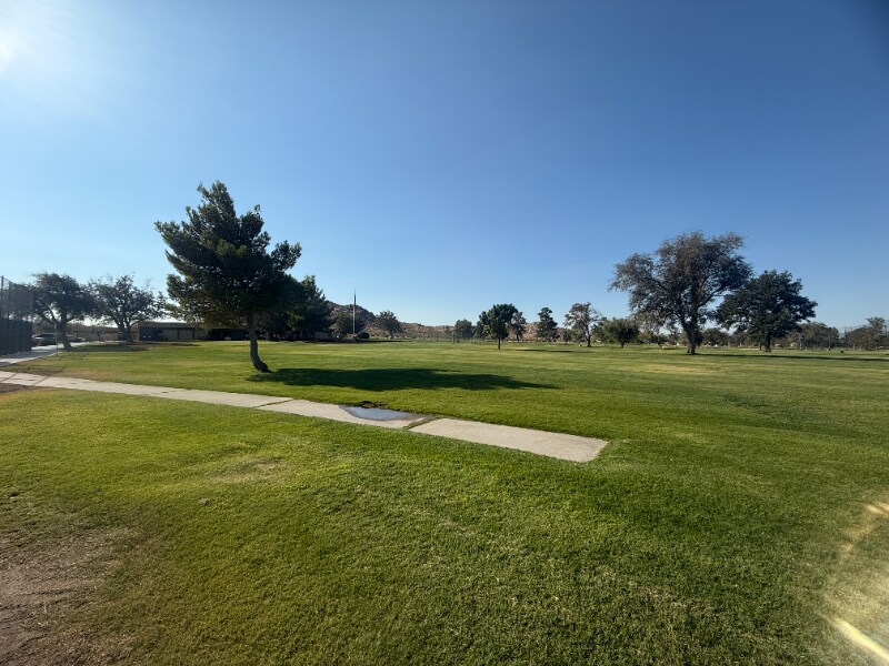 20011 Outer Hwy 18 S in Apple Valley, CA - Building Photo