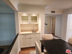 1546 Palisades Dr in Los Angeles, CA - Building Photo - Building Photo