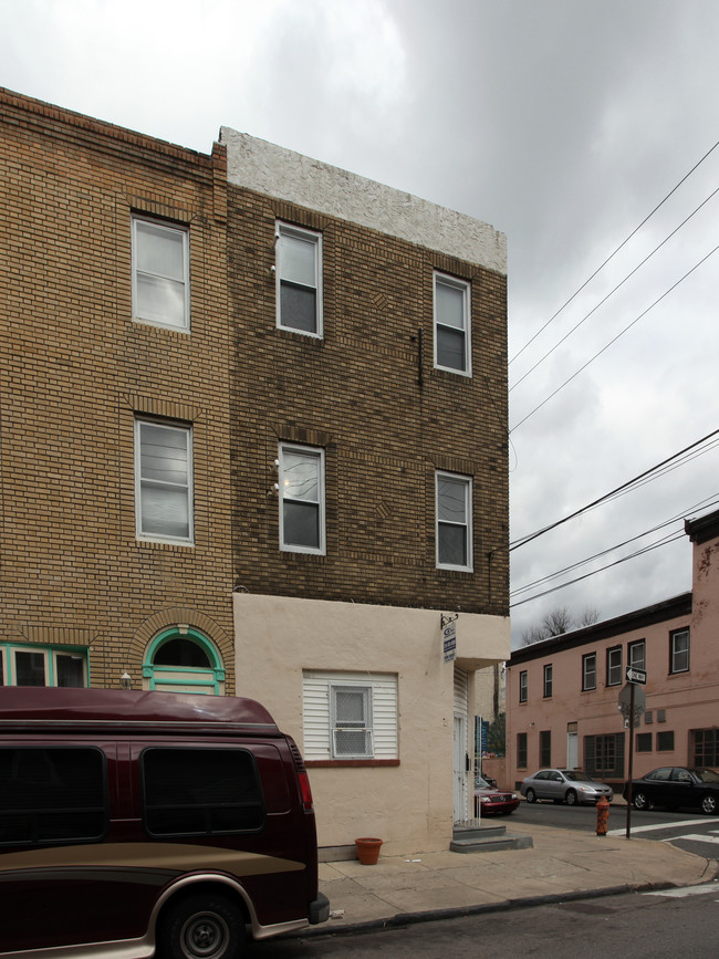 1501 Reed St in Philadelphia, PA - Building Photo - Building Photo