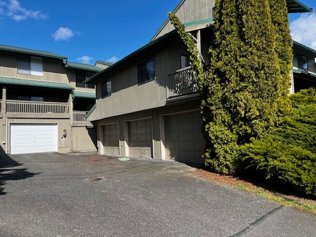 2111 Knox Ave in Bellingham, WA - Building Photo - Building Photo