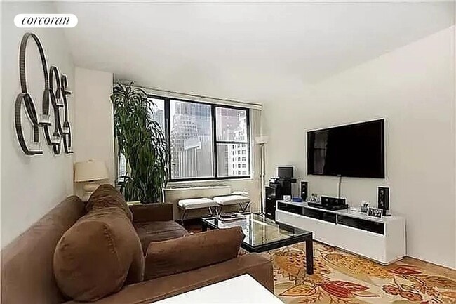 property at 301 E 45th St