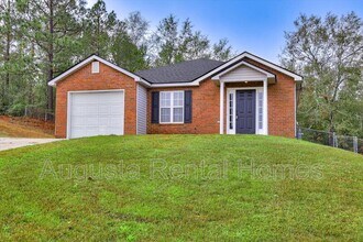 2824 Cranbrook Dr in Hephzibah, GA - Building Photo - Building Photo