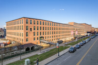 Appleton Mills in Lowell, MA - Foto de edificio - Primary Photo