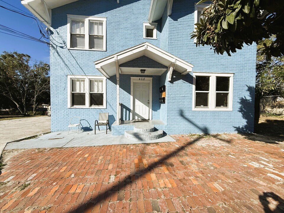 408 N 7th St in Haines City, FL - Building Photo