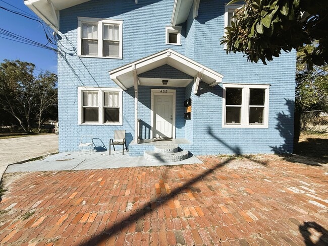 property at 408 N 7th St