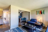 Summit Northside in Thornton, CO - Foto de edificio - Interior Photo