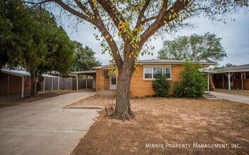 4421 31st St in Lubbock, TX - Building Photo - Building Photo