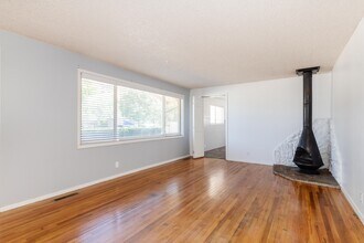 564 E 700 N in Brigham City, UT - Building Photo - Building Photo
