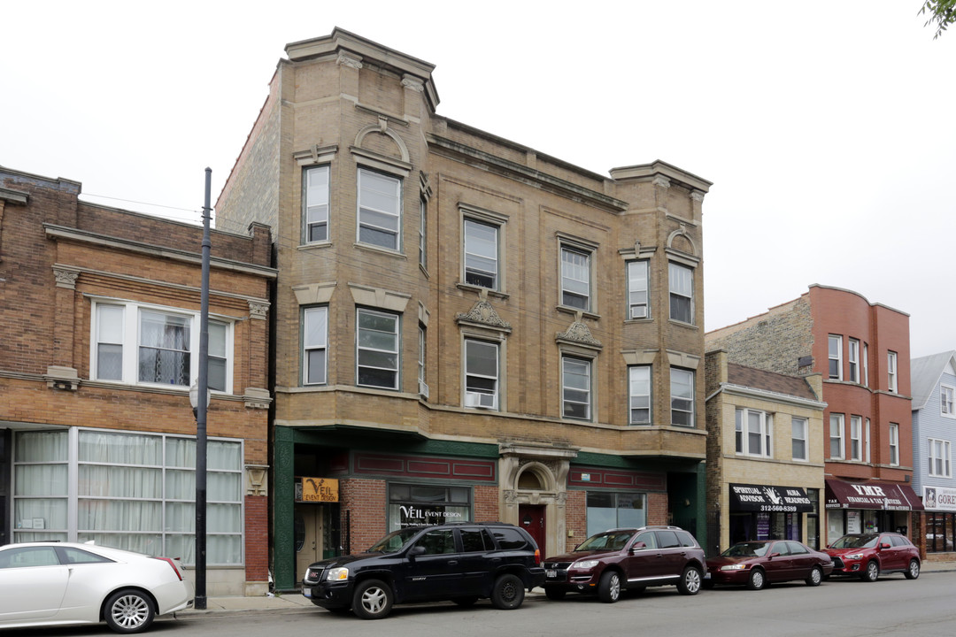 2939 W Belmont Ave in Chicago, IL - Building Photo