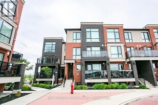 100 Dufay Rd in Brampton, ON - Building Photo