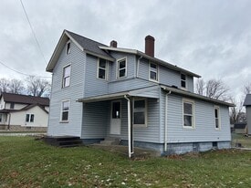 14067 Lincoln St in North Lawrence, OH - Building Photo