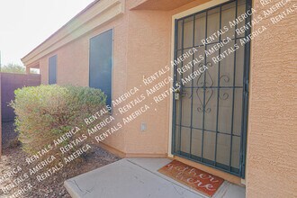 1104 S 238th Dr in Buckeye, AZ - Building Photo - Building Photo