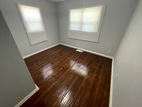 1405 Sherman St in Danville, IL - Building Photo - Building Photo