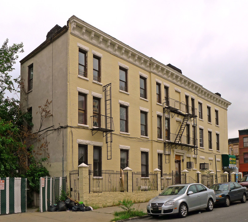 1187 Sterling Pl in Brooklyn, NY - Foto de edificio