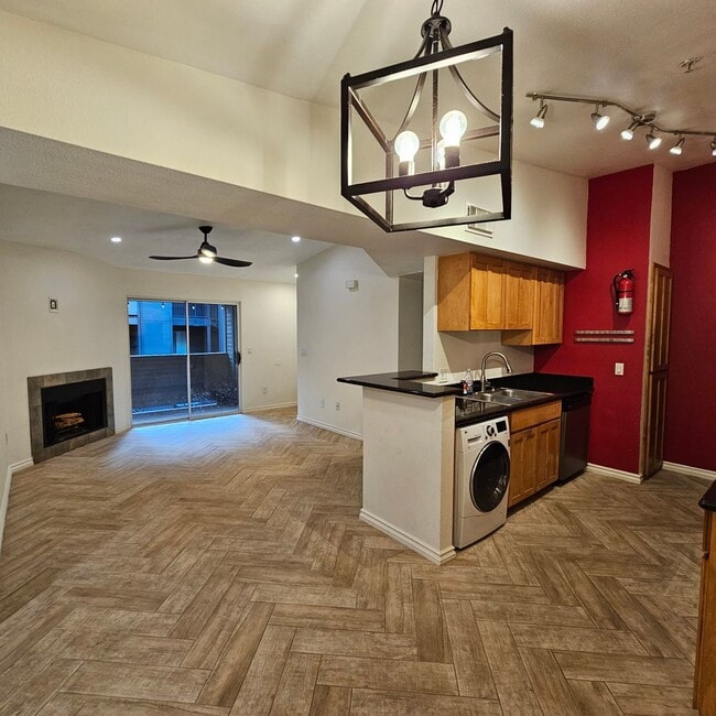 property at 1385 W University Ave